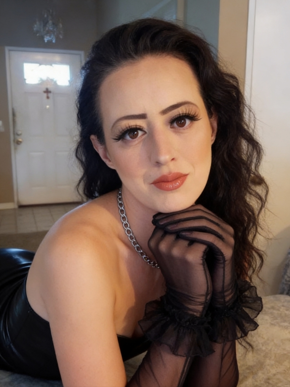 Meet The Posher, Amanda S. - Picture 7 of 16